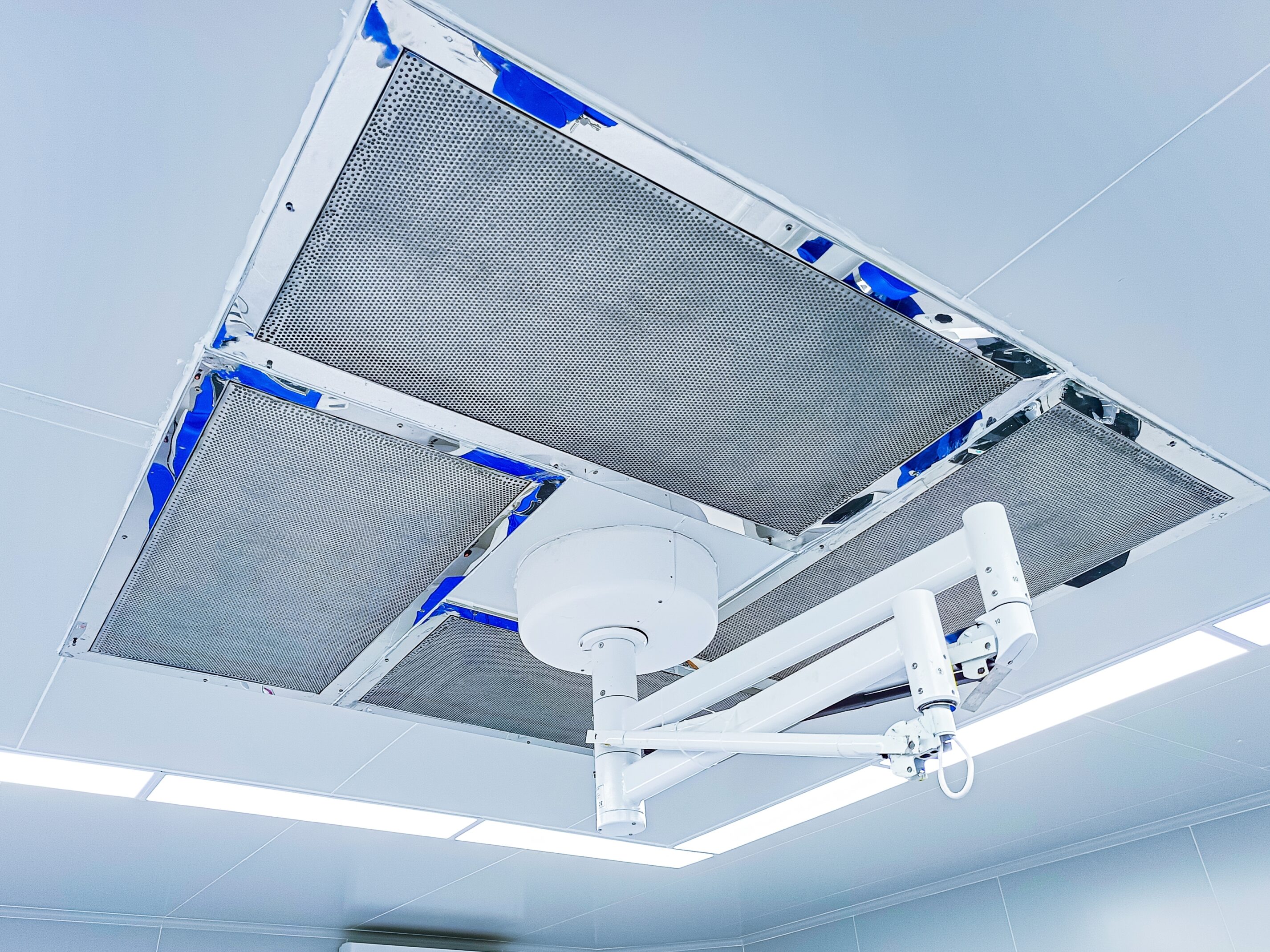 Hospital,Operating,Room,Ceiling,With,Clean,Stainless,Steel,Hepa,Filter